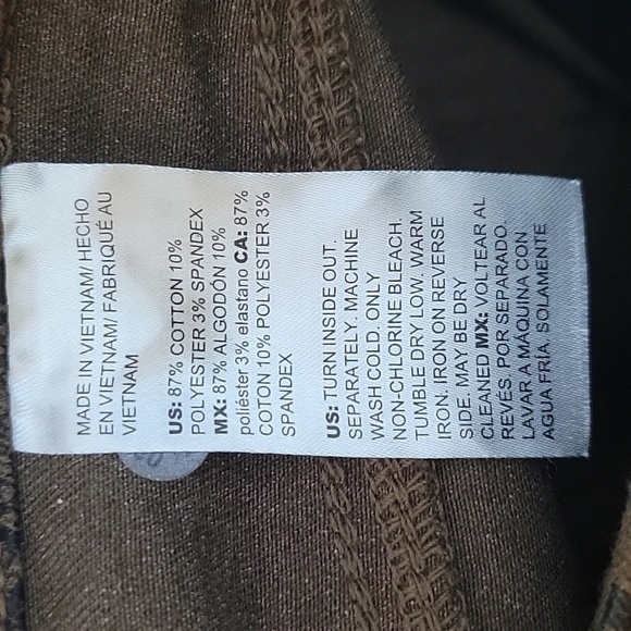 Chico's Brown Coated Animal Snakeskin Print Jeggings Size 8 - Picture 3 of 10